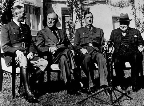 January 1943: General Henri Giraud, President Franklin Delano Roosevelt, General Charles de Gaulle and Winston Churchill at the Casablanca Conference. (Photo by Fox Photos/Getty Images)
